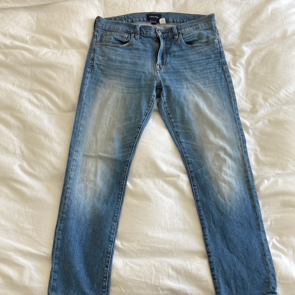 J Crew Men’s 484 Slim Jeans. 32/30